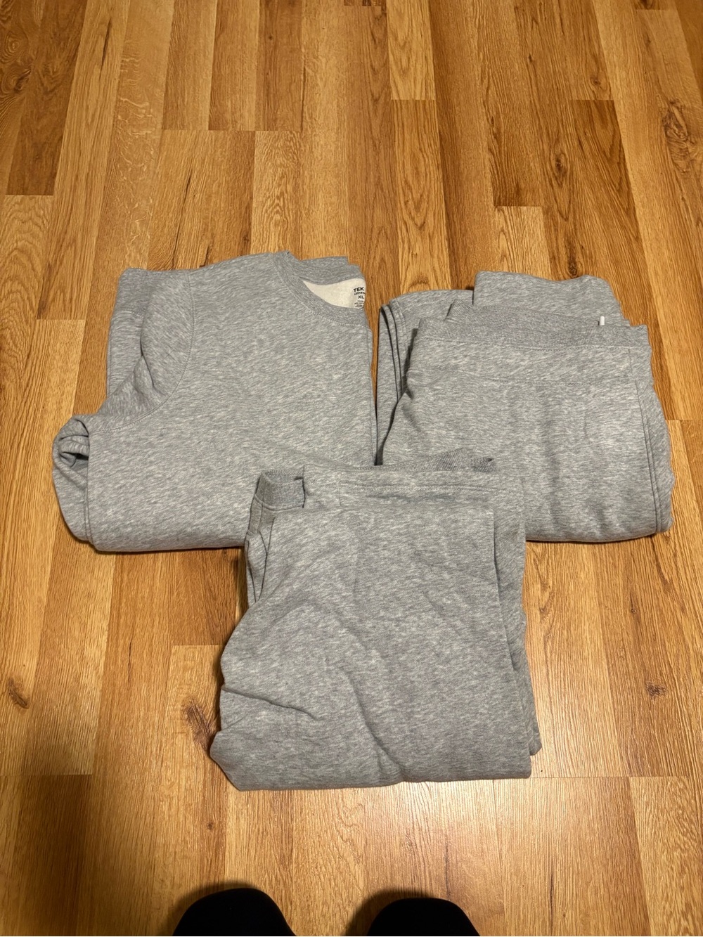 Women's Tek Gear Set One shirt and two pairs of pants